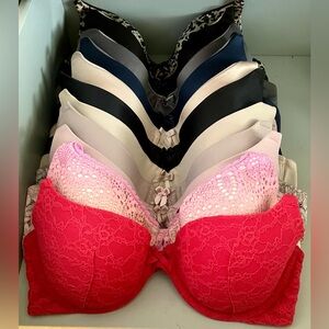 Victoria’s Secret 🎀 and Maidenform bras